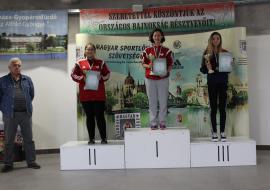 50m Puska fekvő nő